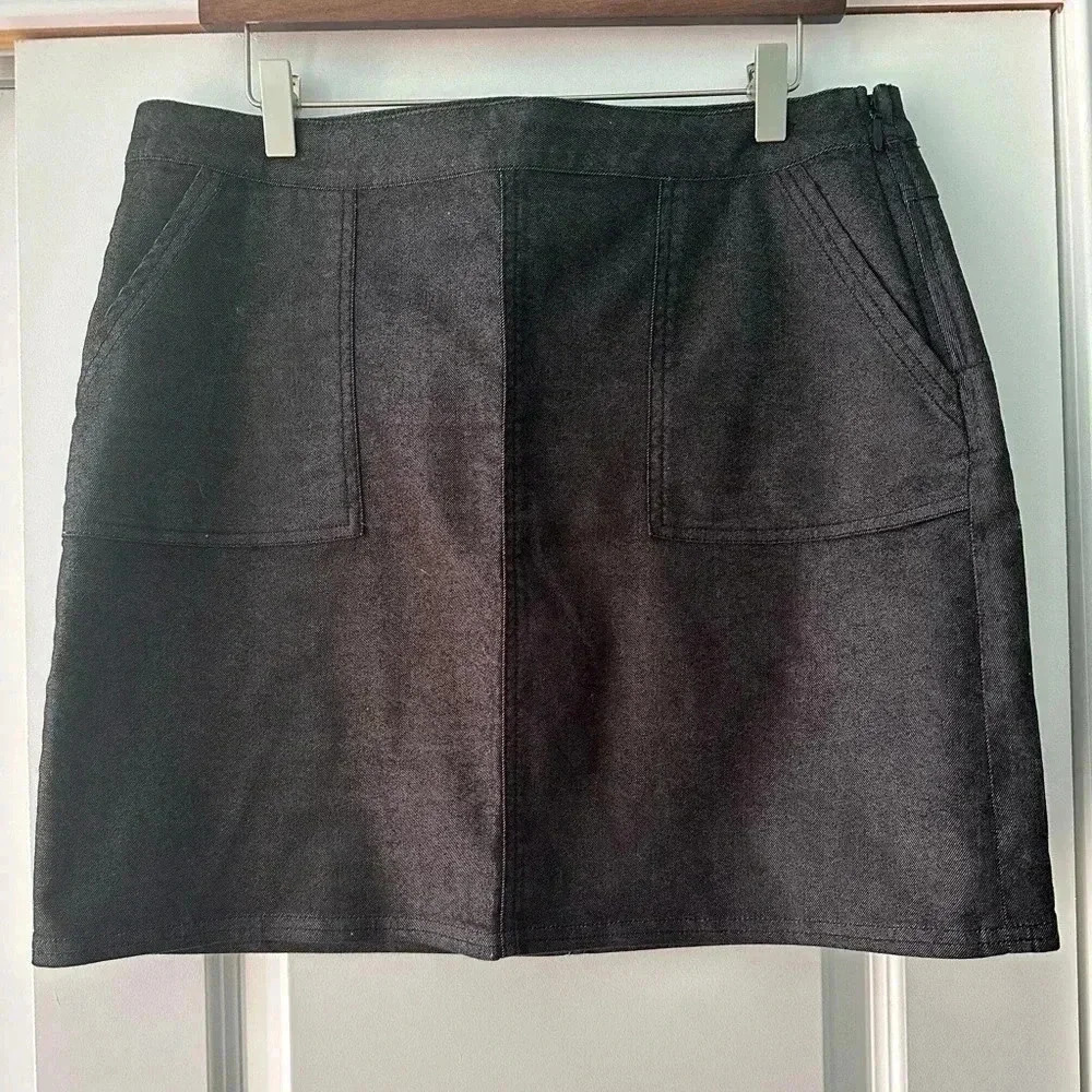 prAna Women’s Kara Black Denim Outdoor Nature Side Zipper Skirt Size 12 Pockets